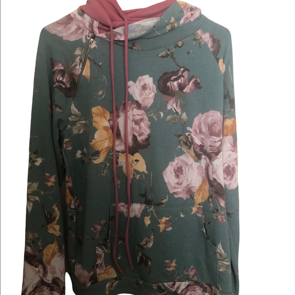 New 7th ray xl double cowl sage and pink floral top